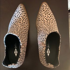 Brand new leopard print booties